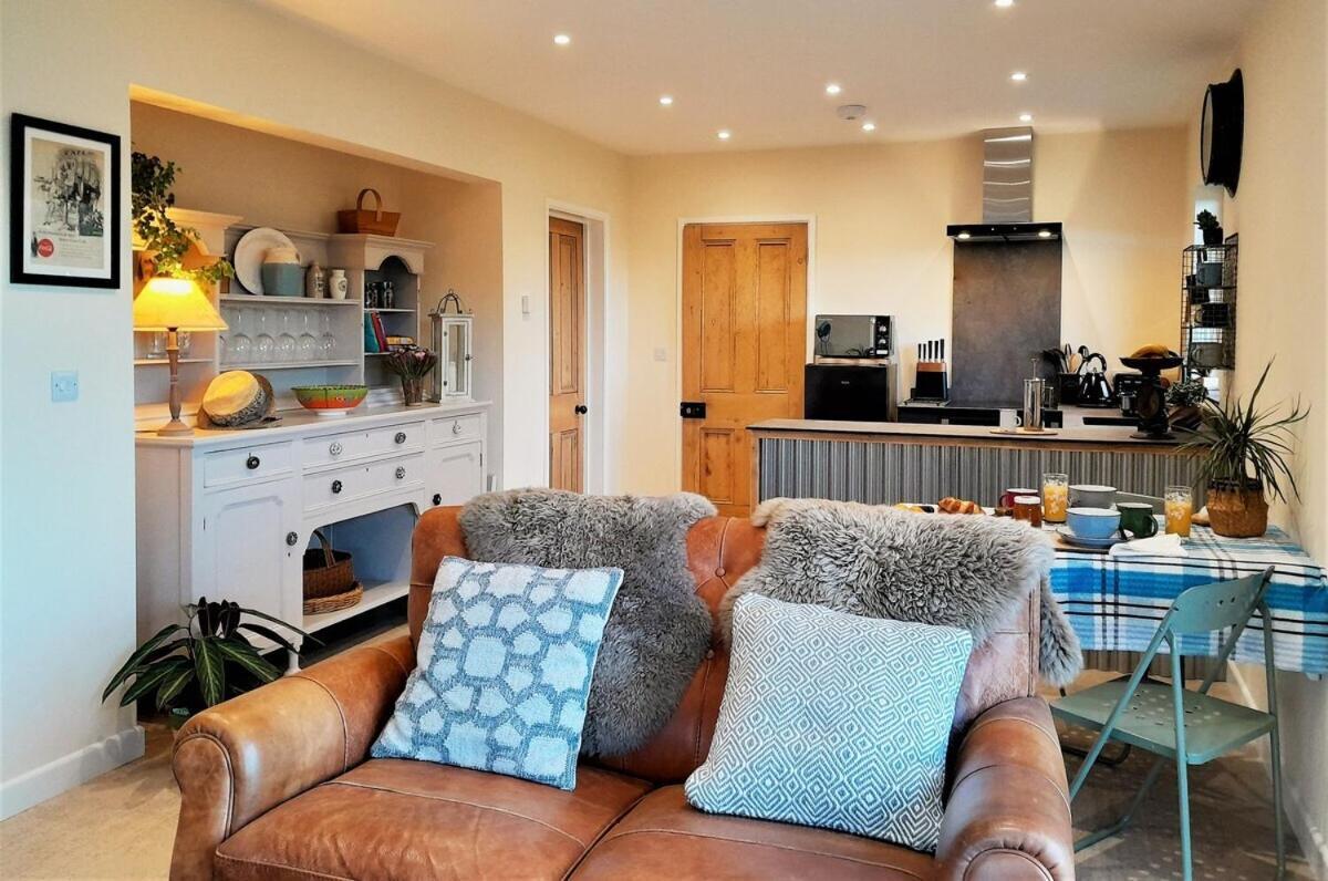 Lobhill Farmhouse Bed And Breakfast And Self Catering Accommodation Okehampton Chambre photo